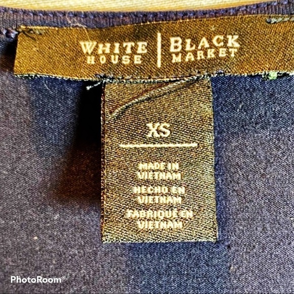 WHBM Sleeveless Ruched Stretchy Navy Blue Blouse Jeweled Embellished Neckline XS - Picture 5 of 8